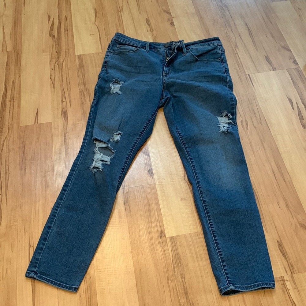 Universal Thread Women’s size 12